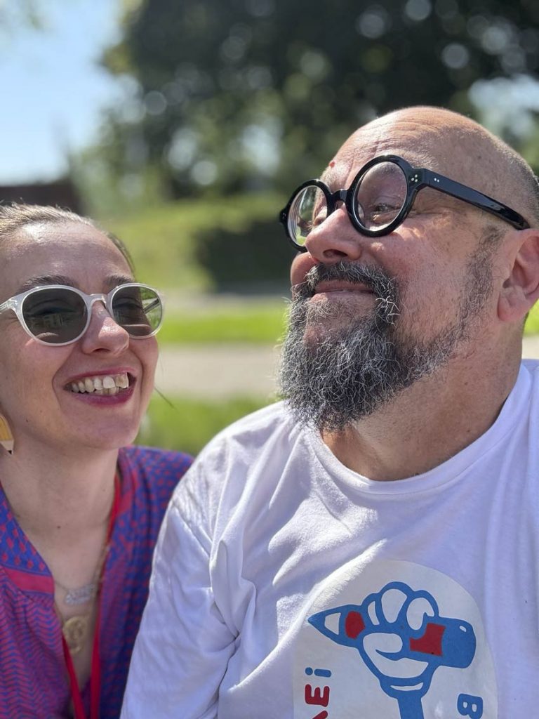 Dirk Uhlenbrock und Roberta Bergmann gemeinsam auf dem Bunte-Hunte-Kongress in Buxtehude, 2025